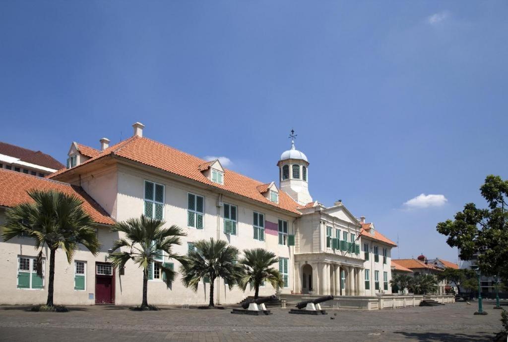 Madu Inn Jakarta Kültér fotó